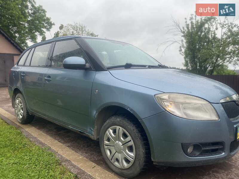 Універсал Skoda Fabia 2008 в Тернополі