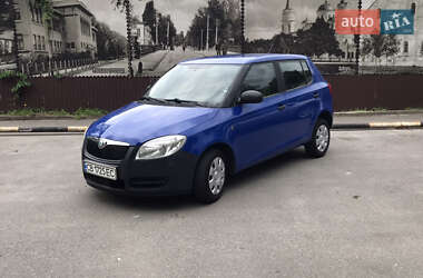 Хэтчбек Skoda Fabia 2009 в Чернигове