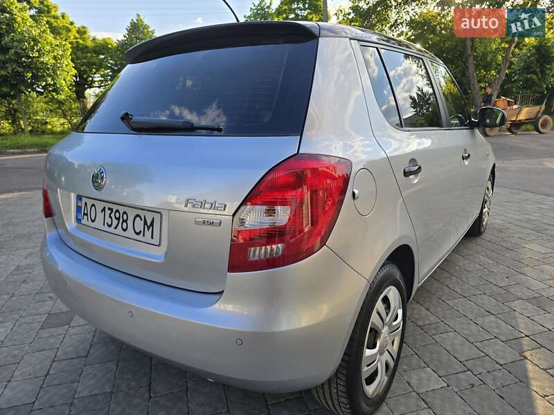 Хэтчбек Skoda Fabia 2012 в Мукачево