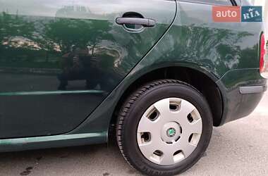 Универсал Skoda Fabia 2001 в 