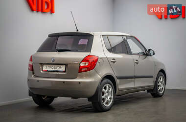 Хэтчбек Skoda Fabia 2008 в 