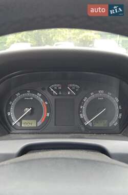 Хэтчбек Skoda Fabia 2006 в 