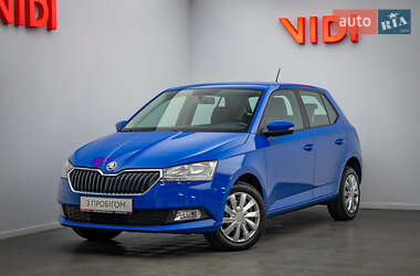 Хэтчбек Skoda Fabia 2019 в Киеве