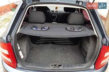 Хетчбек Skoda Fabia 2006 в 