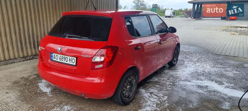 Хетчбек Skoda Fabia 2014 в Хусті