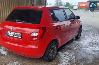 Хэтчбек Skoda Fabia 2014 в 