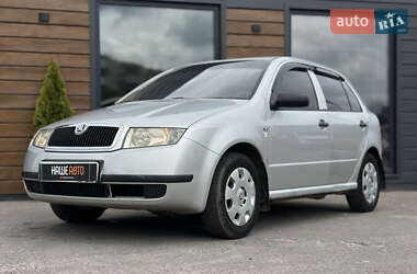Хэтчбек Skoda Fabia 2002 в 