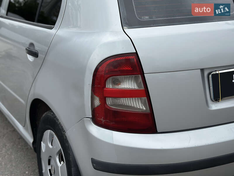 Хетчбек Skoda Fabia 2002 в Шептицькому