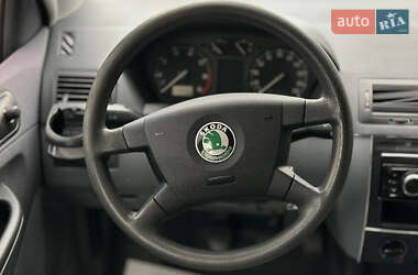 Хэтчбек Skoda Fabia 2002 в 