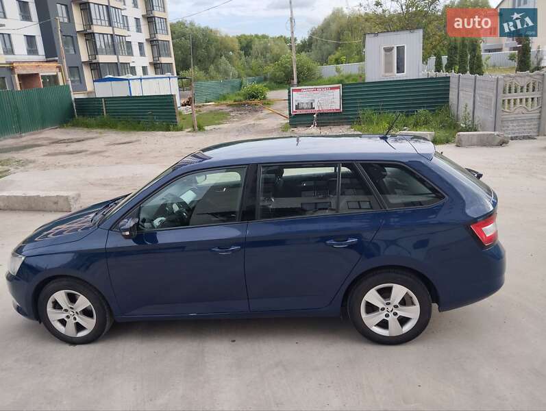 Универсал Skoda Fabia 2016 в Хмельницком