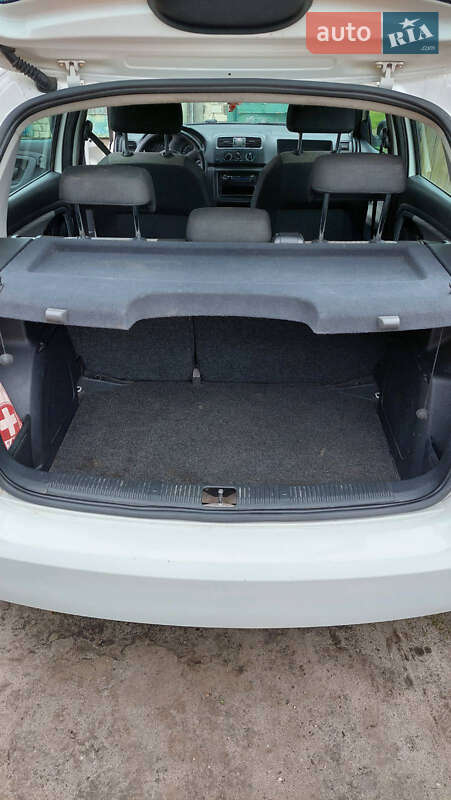 Хетчбек Skoda Fabia 2010 в Буську