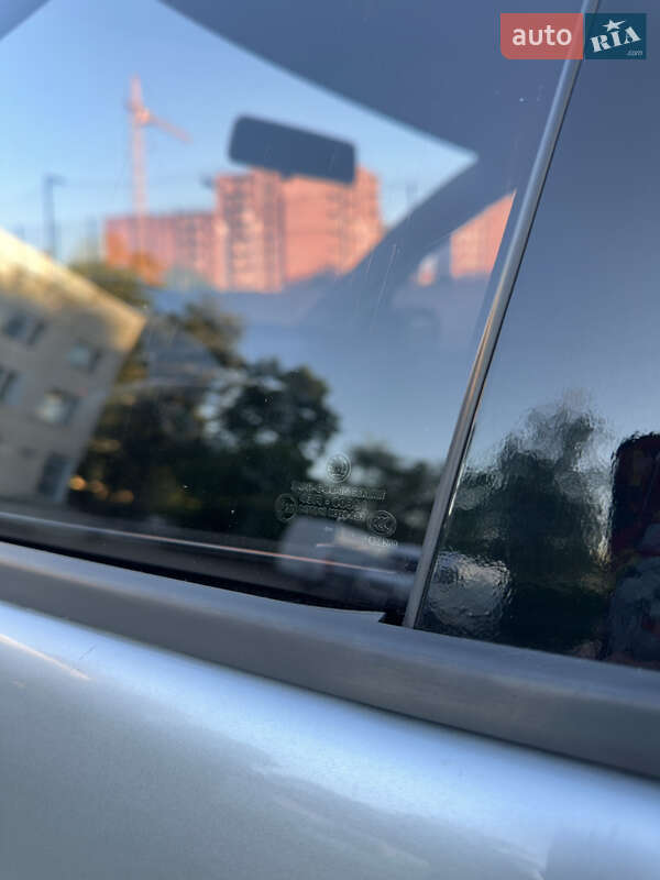 Седан Skoda Fabia 2007 в Чернівцях