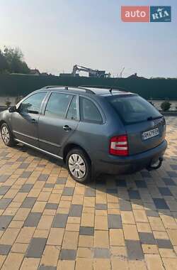 Универсал Skoda Fabia 2006 в Виннице