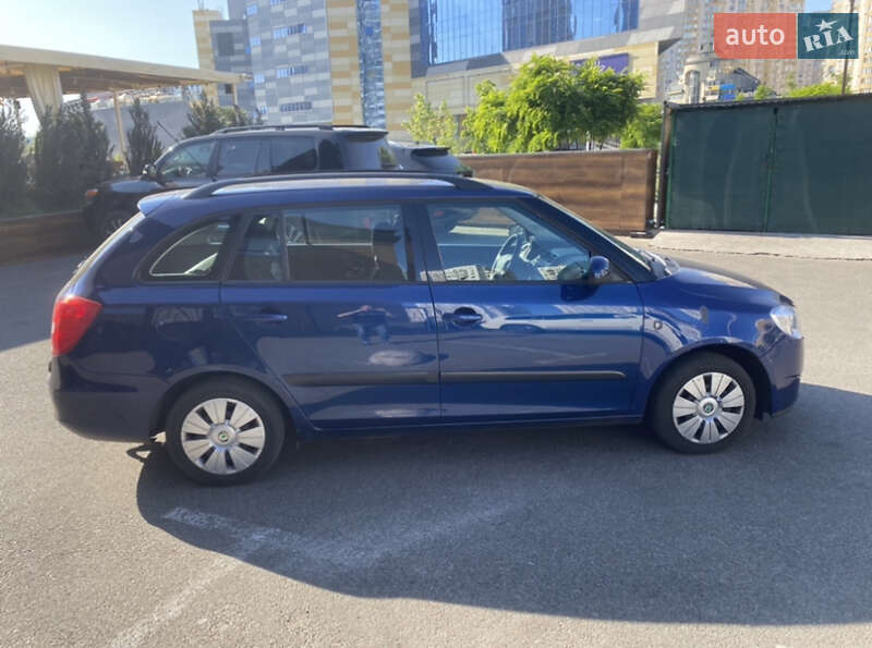 Универсал Skoda Fabia 2008 в Киеве