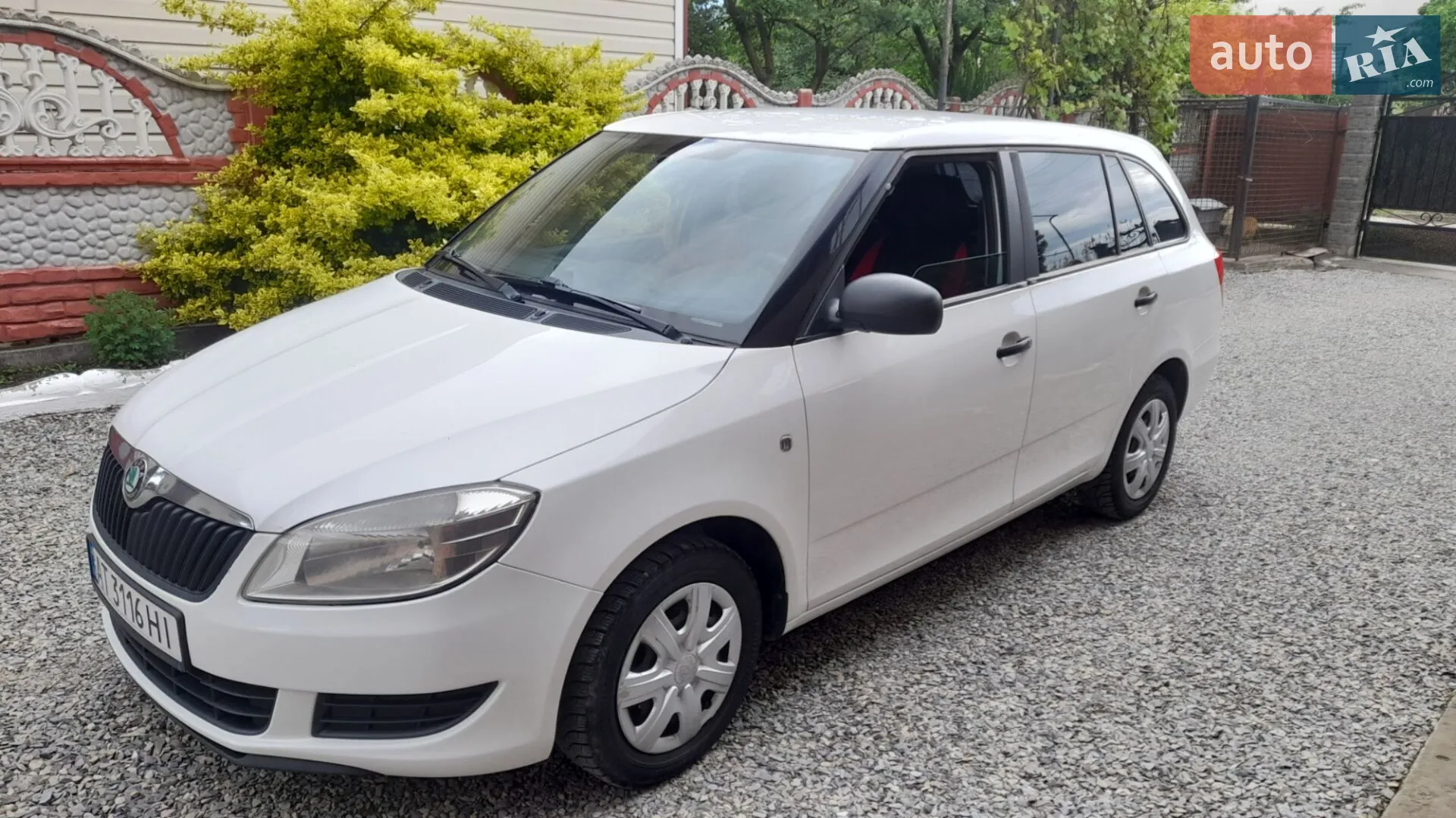 2011 Skoda Fabia - мініатюра 15