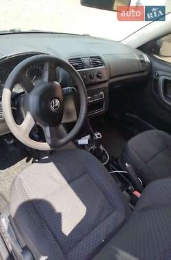 Хэтчбек Skoda Fabia 2013 в 