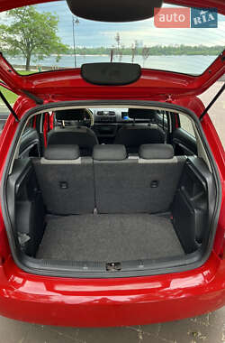 Хэтчбек Skoda Fabia 2014 в 