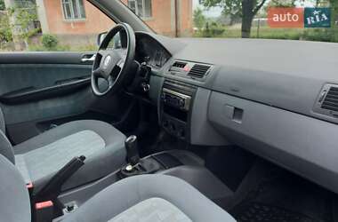 Універсал Skoda Fabia 2001 в 