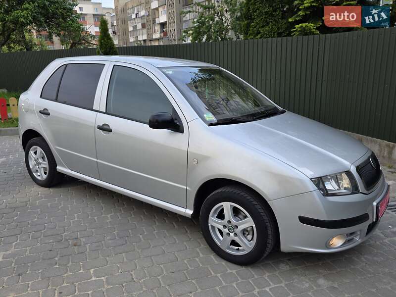 Хэтчбек Skoda Fabia 2006 в Тернополе
