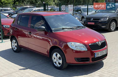 Хэтчбек Skoda Fabia 2008 в 