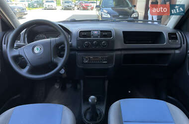 Хэтчбек Skoda Fabia 2008 в 
