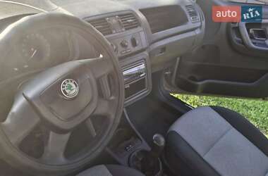 Хетчбек Skoda Fabia 2012 в 