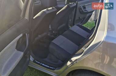 Хетчбек Skoda Fabia 2012 в 