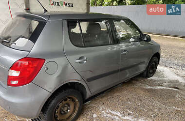 Хэтчбек Skoda Fabia 2013 в 
