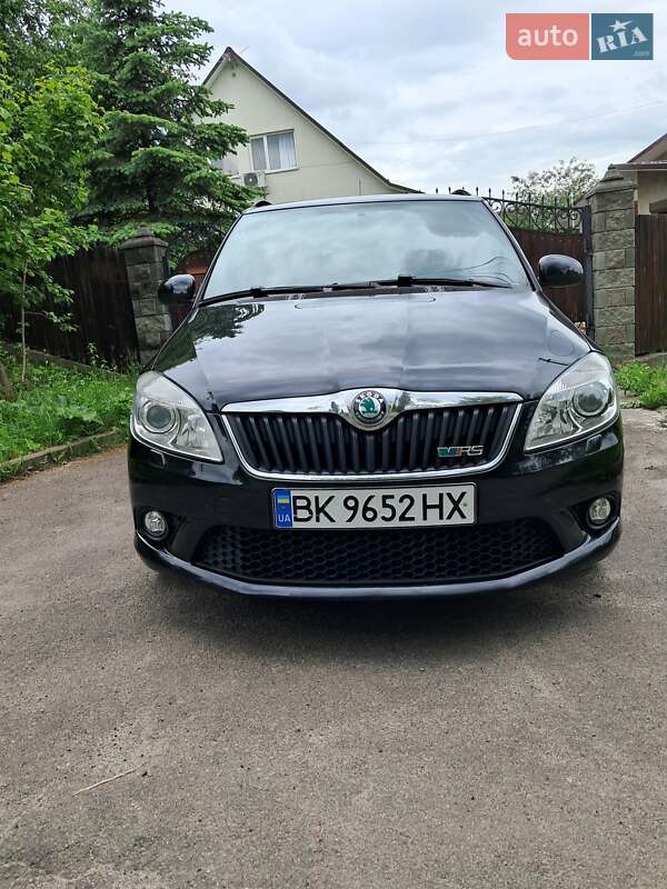 Универсал Skoda Fabia 2011 в Ровно