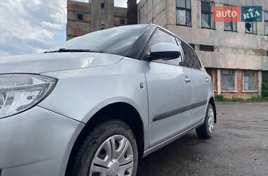 Хэтчбек Skoda Fabia 2008 в 