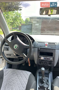 Хэтчбек Skoda Fabia 2001 в 