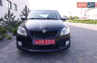 Хэтчбек Skoda Fabia 2009 в 