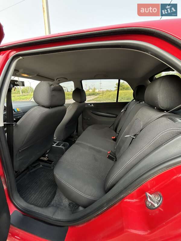 Хэтчбек Skoda Fabia 2006 в Харькове