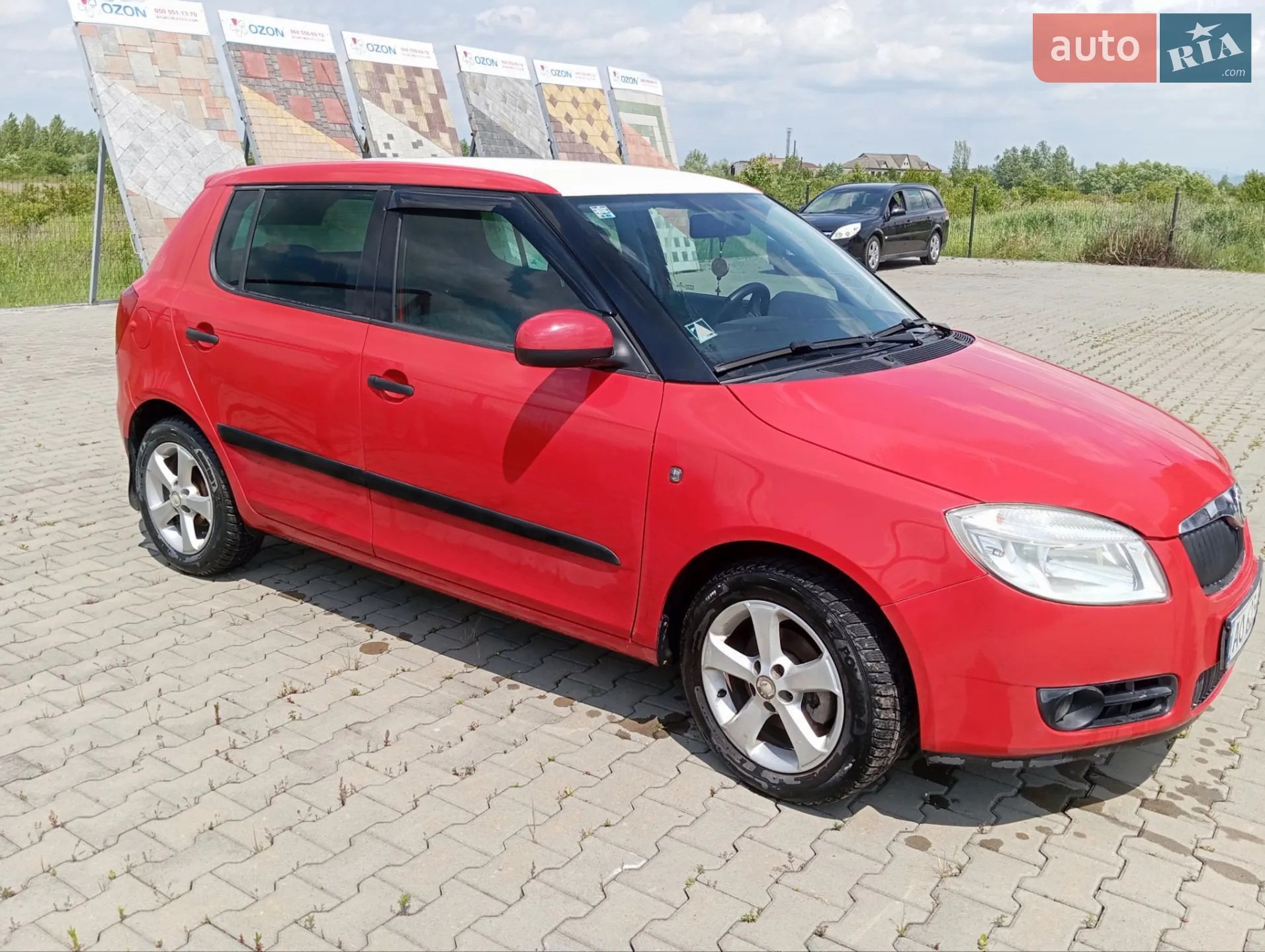 2010 Skoda Fabia - мініатюра 3