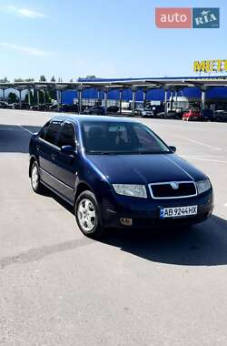 Седан Skoda Fabia 2002 в Виннице