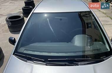 Хэтчбек Skoda Fabia 2006 в 