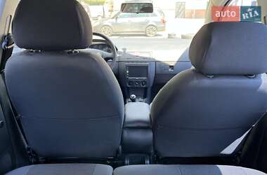 Хэтчбек Skoda Fabia 2006 в 