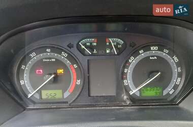 Хэтчбек Skoda Fabia 2006 в 