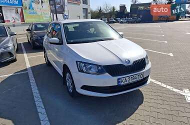 Хэтчбек Skoda Fabia 2017 в 