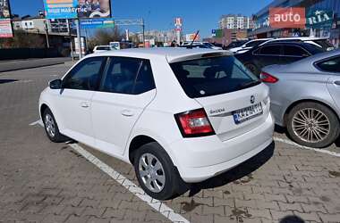 Хэтчбек Skoda Fabia 2017 в 