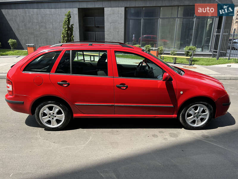 Универсал Skoda Fabia 2005 в Киеве