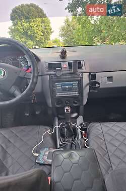 Хэтчбек Skoda Fabia 2001 в 
