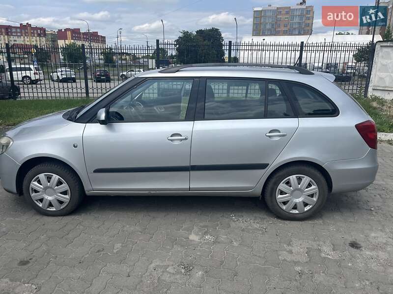 Универсал Skoda Fabia 2008 в Луцке
