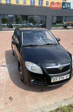 Хэтчбек Skoda Fabia 2008 в Нетешине