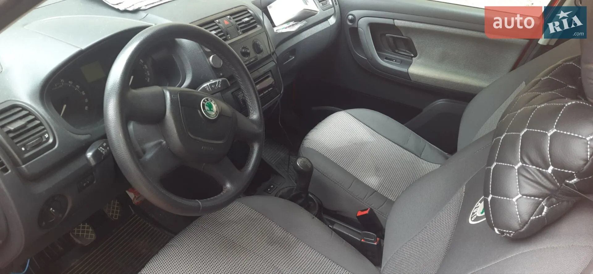 2010 Skoda Fabia - мініатюра 4