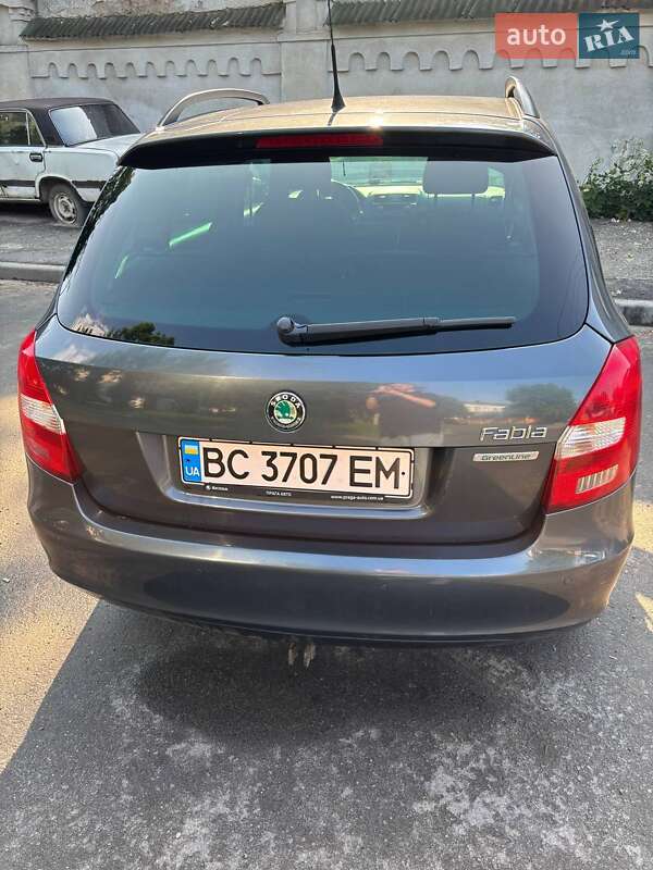 Универсал Skoda Fabia 2011 в Львове