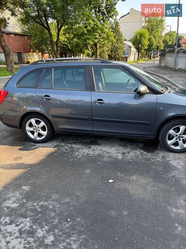 Универсал Skoda Fabia 2011 в Львове