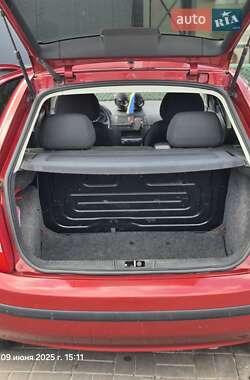 Хэтчбек Skoda Fabia 2006 в 