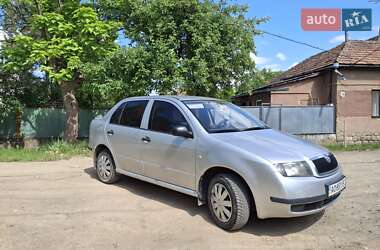 Седан Skoda Fabia 2003 в Береговому
