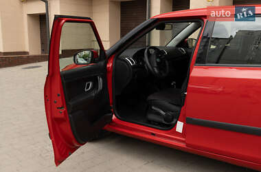 Хэтчбек Skoda Fabia 2009 в 